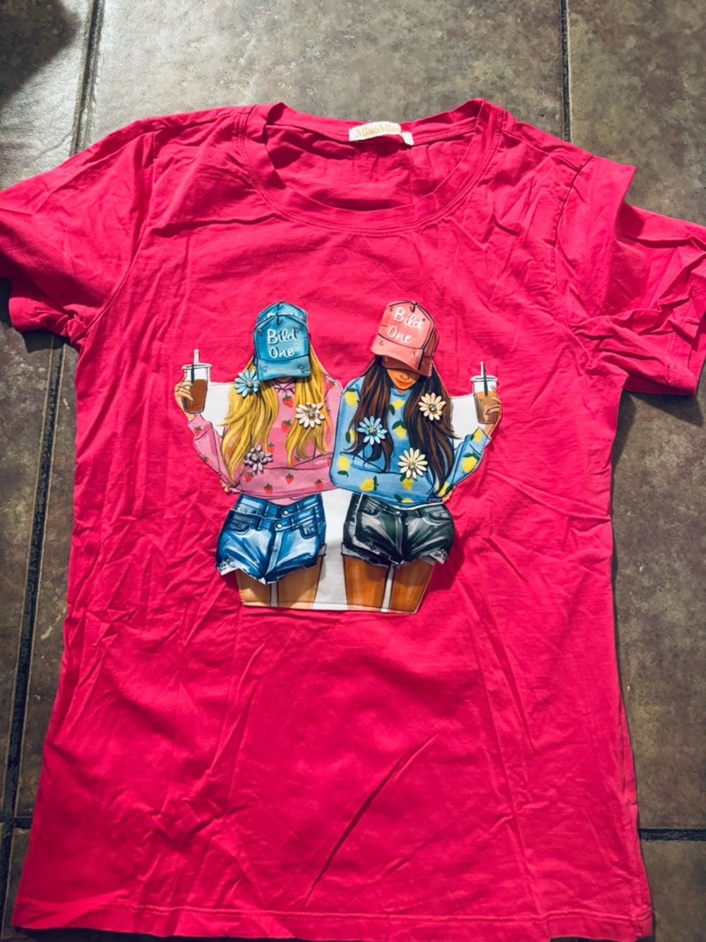Woman’s Pink Graphic Tee with Daisy Print